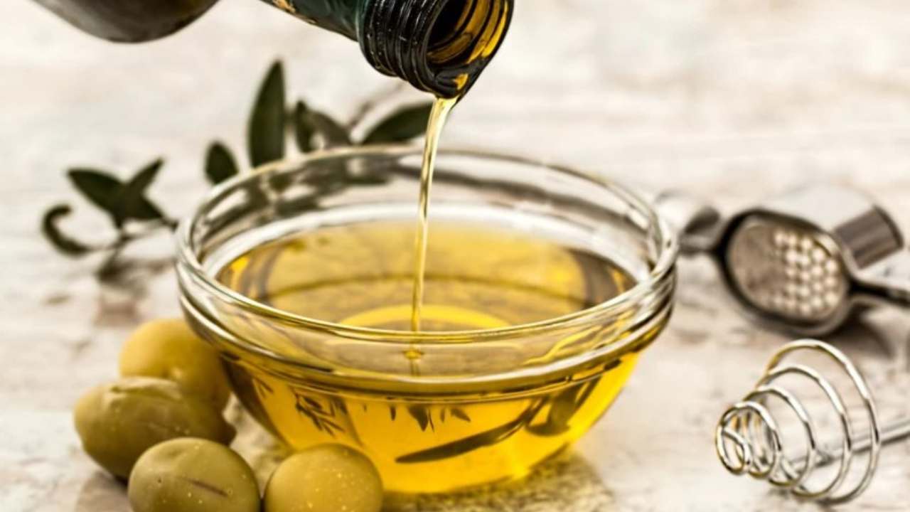 Olio d'oliva pelle