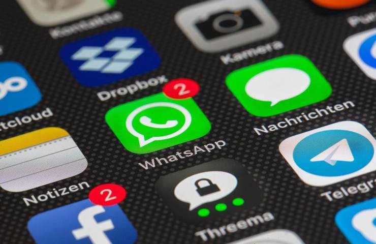 WhatsApp occhio alla privacy 